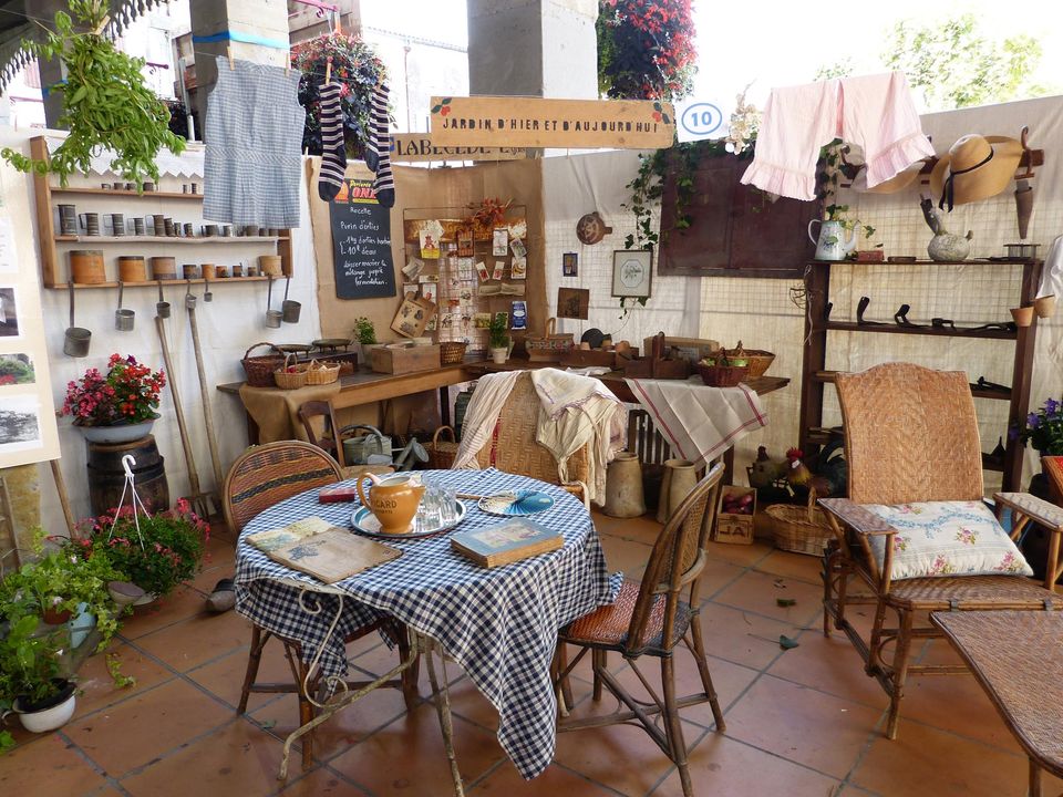 VIDE GRENIER DE L'ASSOCIATION LES AMIS DU PARC DE LA MATARELLE